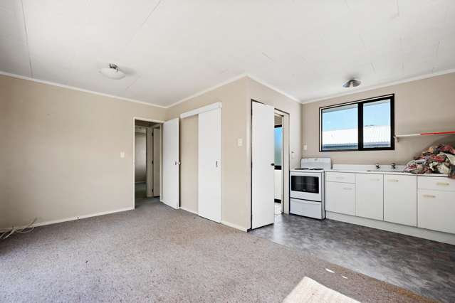 9a Maynard Place Temple View_1