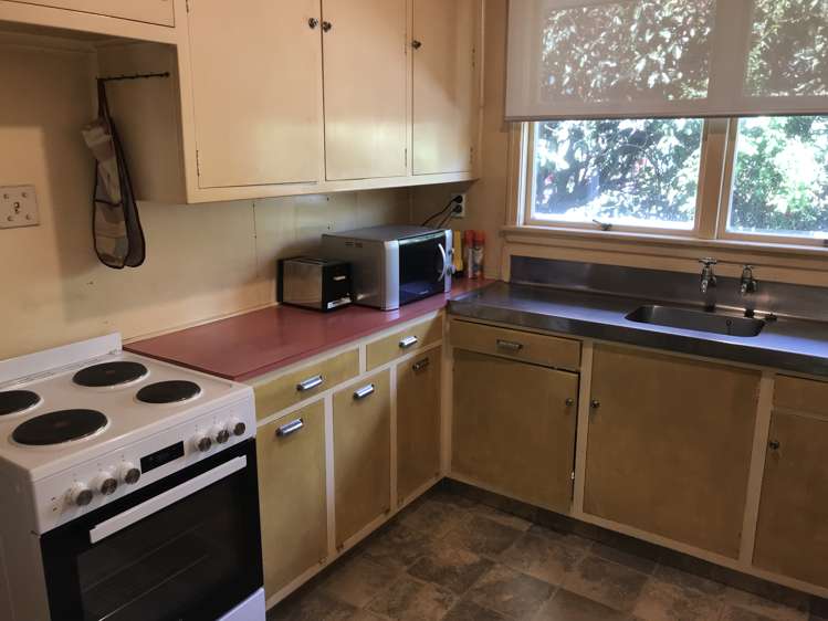 2/42 Reid Crescent Allenton_5