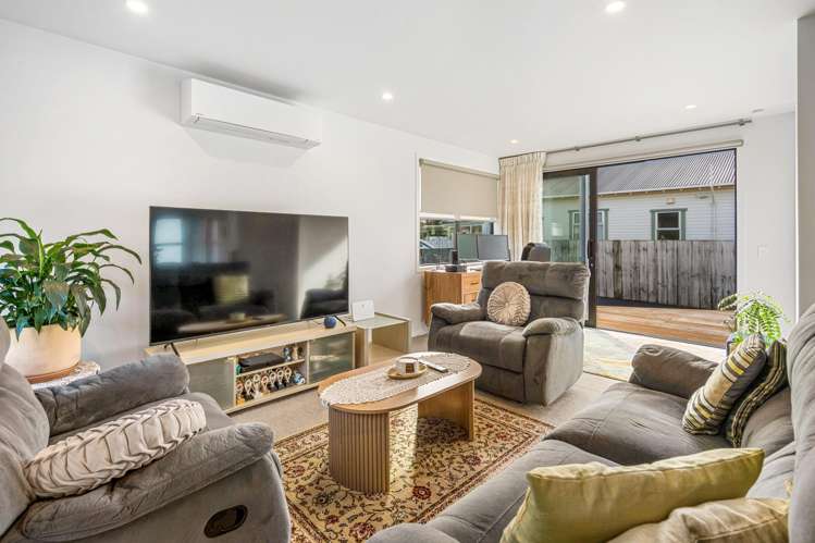 10A Crest Street_5
