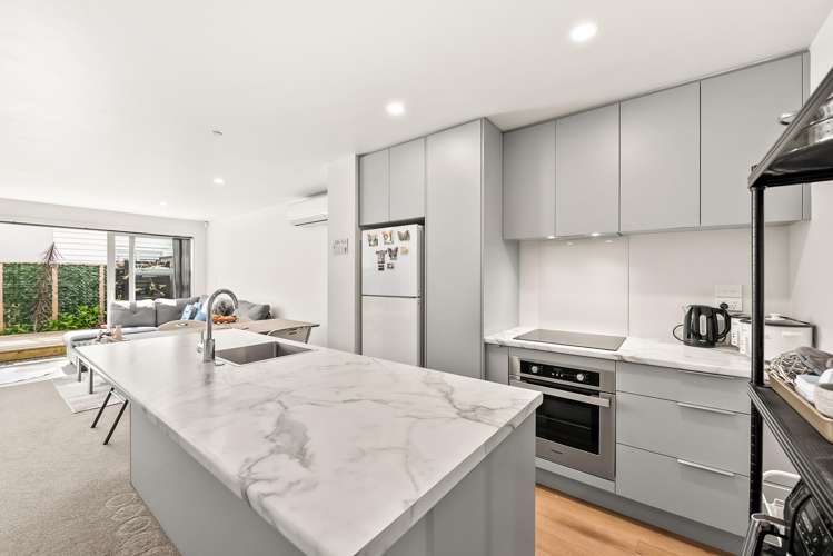 1115b High Street Taita_1