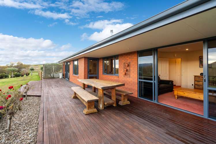 1121 Waihola Highway Waihola_14