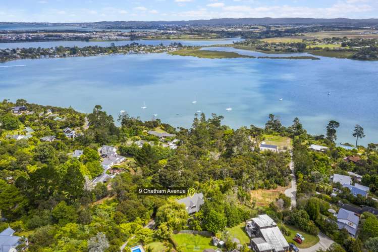 9 Chatham Avenue Paremoremo_18