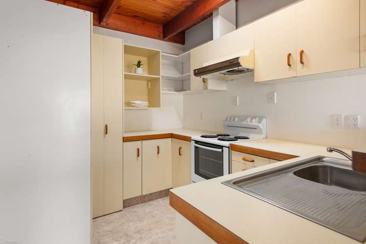 28 Lydbrook Place Otumoetai_11