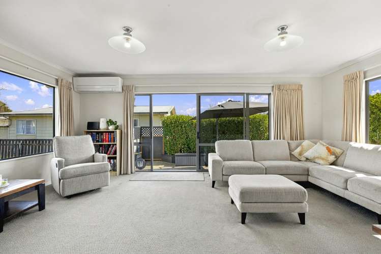 1/86 Tamatea Road Hilltop_2