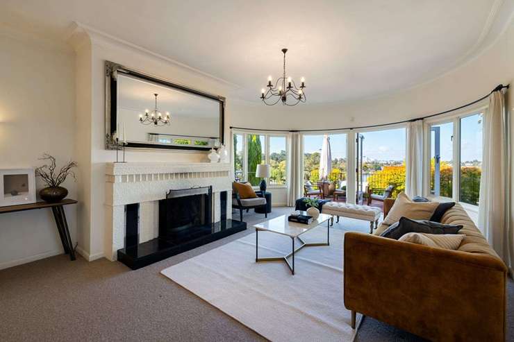 The iconic art deco home overlooking Hamilton Lake is to be auctioned later this month. Photo / Supplied