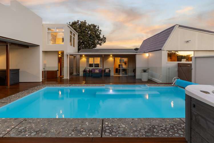 167c Rocking Horse Road Southshore_36