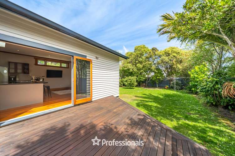 143 Whites Line East_0