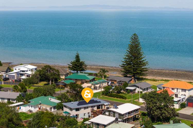 22 Seaview Avenue Te Puru_30