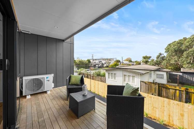 4/6 Robertson Road Ranui_11