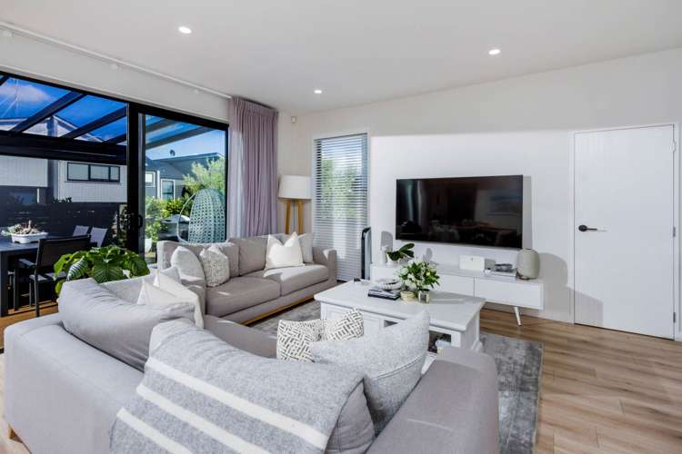 5 Flotilla Place Long Bay_7