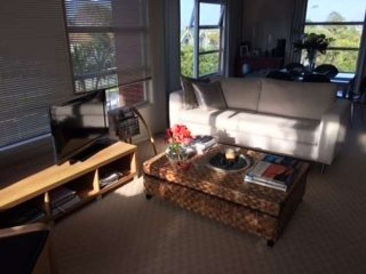 2/35 Killarney Street Takapuna_12