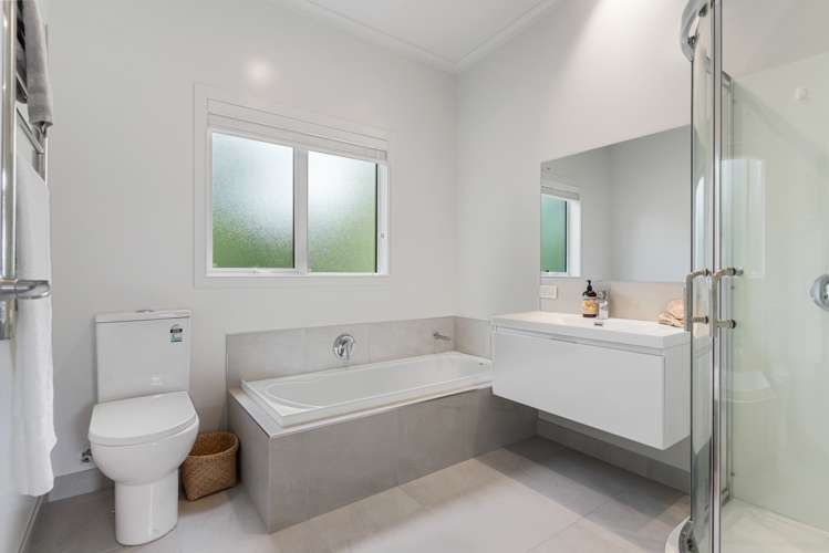 99 Vista Paku Pauanui_22