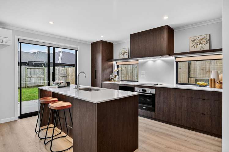 2/15 Kimbolton Street Rototuna_6