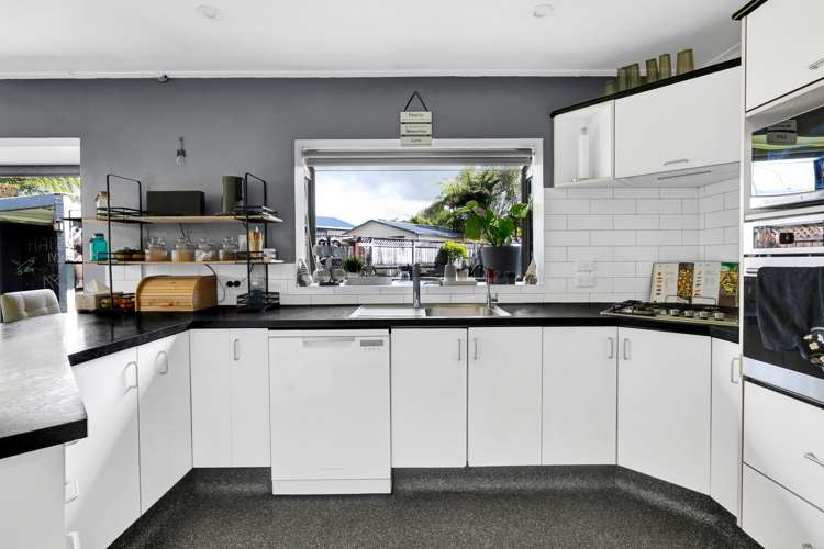 1 Tainui Terrace Inglewood_10