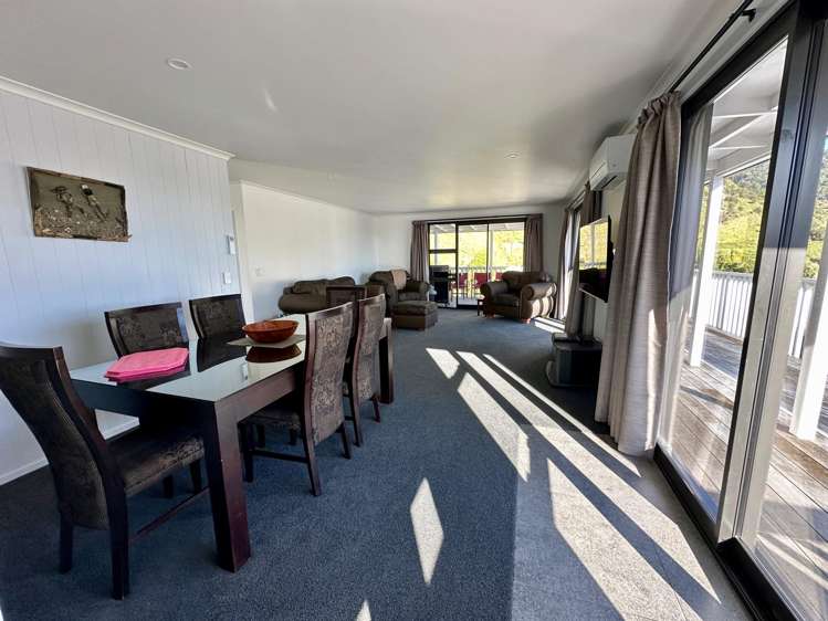 4 Horncastle Crescent Little Wanganui_8