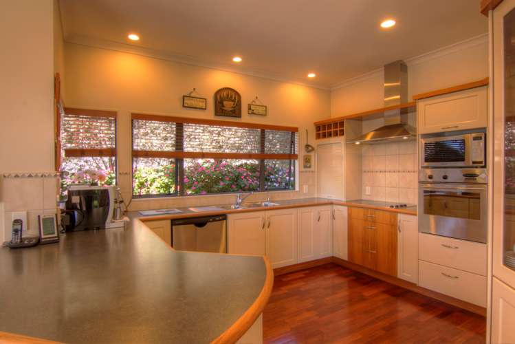 28 Omana Heights Drive Maraetai_5