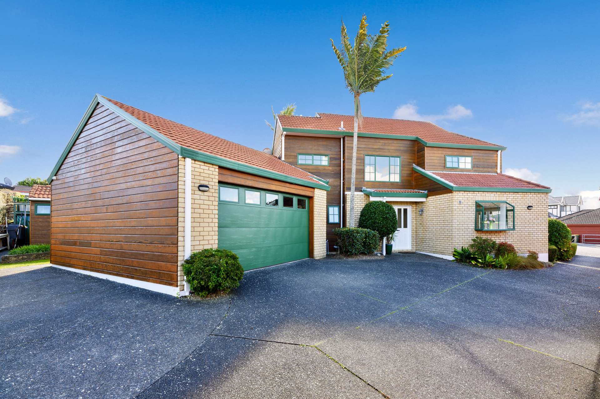 17 Westpark Drive West Harbour Waitakere City Houses for Sale