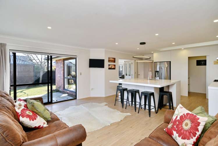 43 Anglesea Avenue Parklands_5