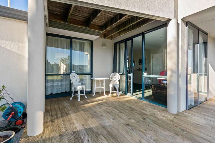 9 Pebble Beach Boulevard Te Kamo_19