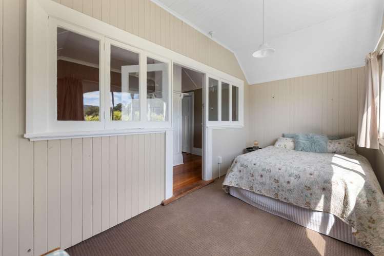 50 Easther Crescent Kew_24