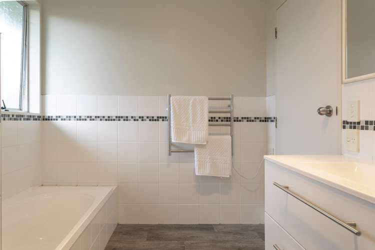 38 Harvey Street Waipahihi_22