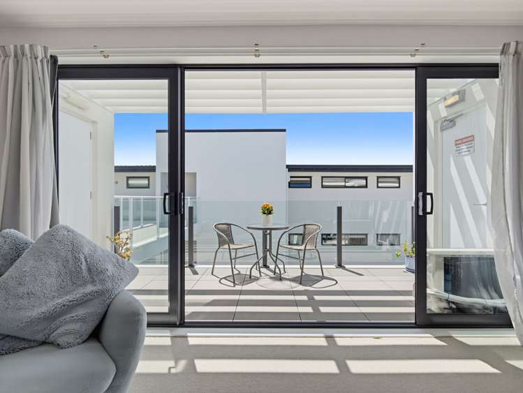 323/8 Thompson Park Road Mount Wellington_19