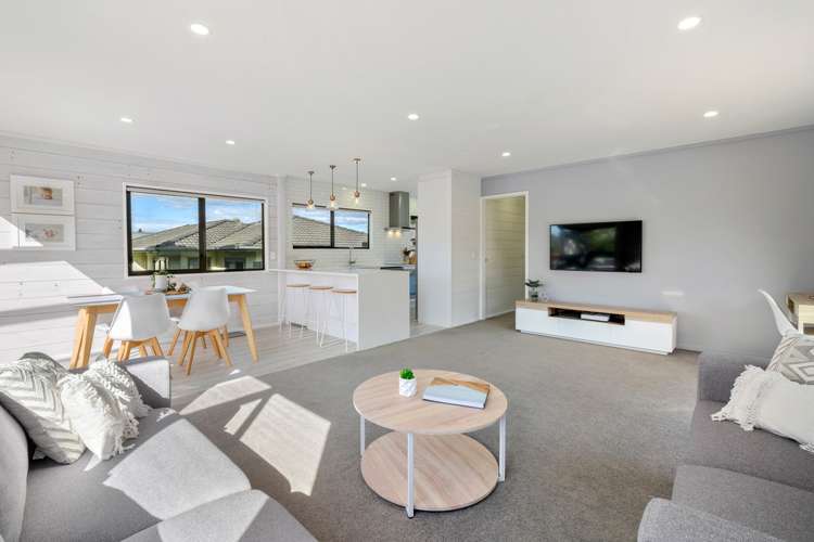 2/75 Elliot Street Howick_1