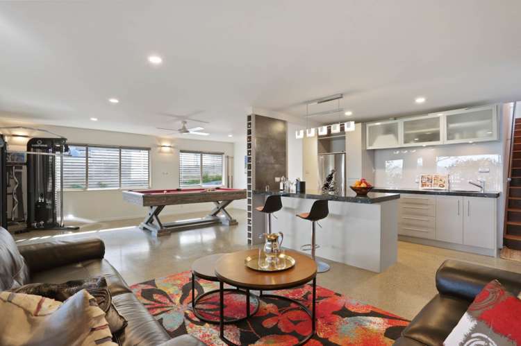 90 The Terrace Herald Island_27