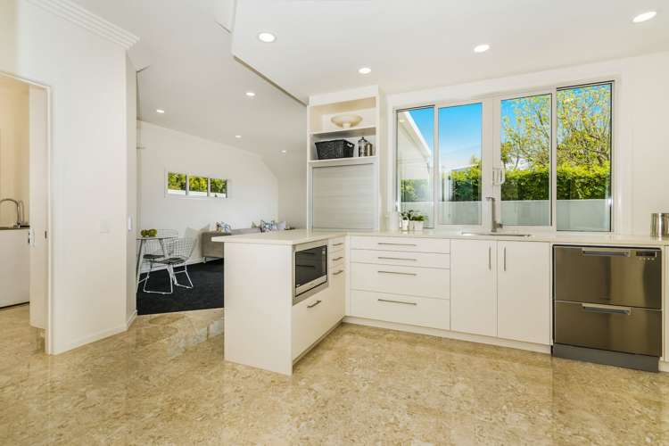 2/14 Clifton Road Hauraki_5