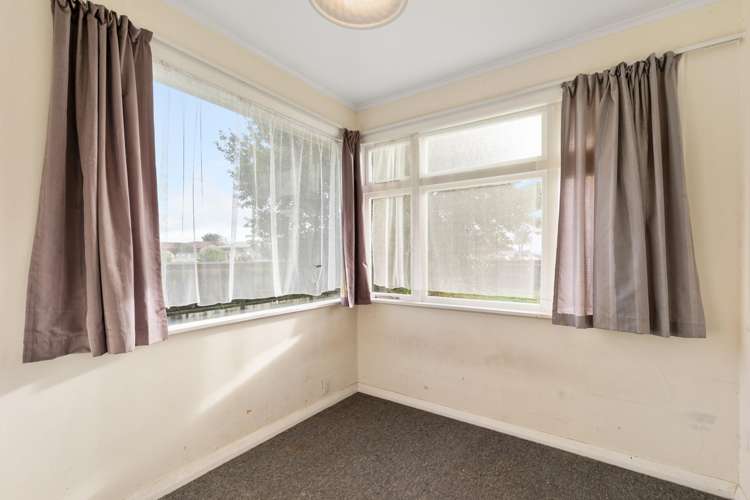 76 Parker Avenue Levin_8