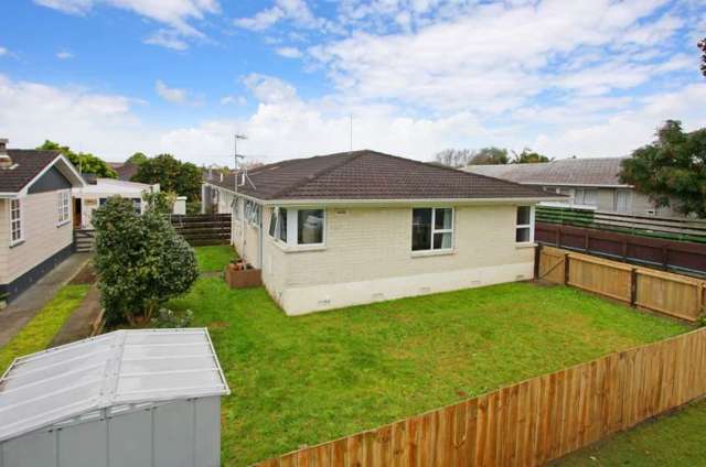 1/15 Huber Street Manurewa_1