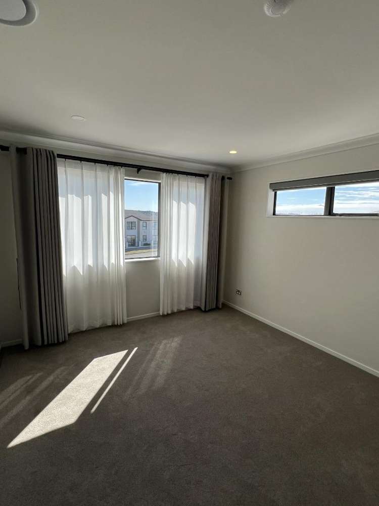 35 Ksenia Drive Flat Bush_22