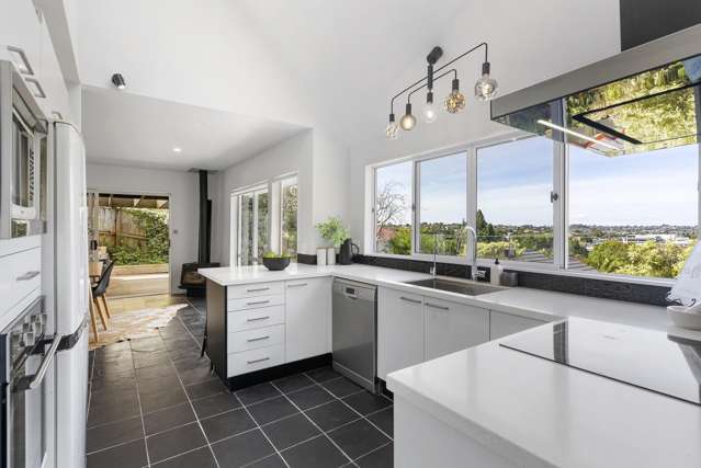 2/15a Beatrice Avenue Hillcrest_1