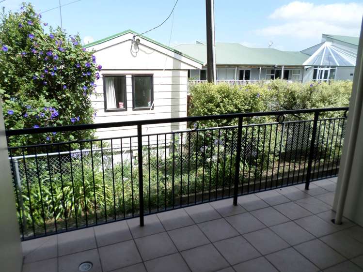 2Q/1 Wadier Place Henderson_2