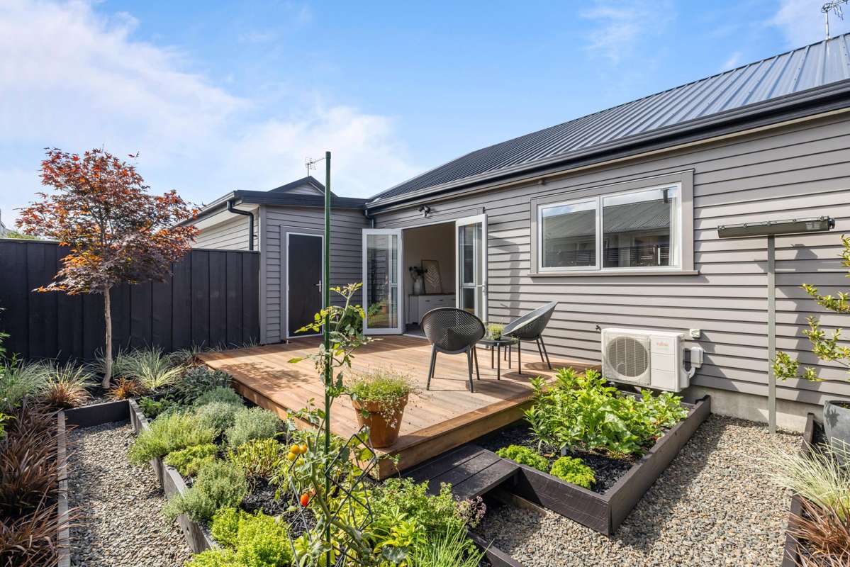 2/11 Harvey Terrace_3