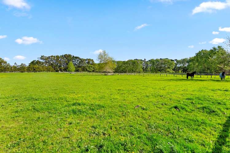 744 Waitakere Road and 42 Dysart Lane Kumeu_20