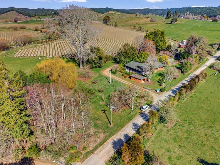 186 Sunset Valley Road Upper Moutere_3