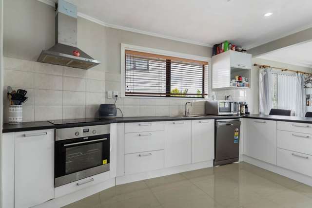 8 Lansdown Avenue Papatoetoe_1