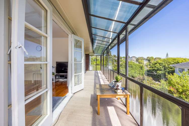 1/12 Hamilton Place Glenfield_9