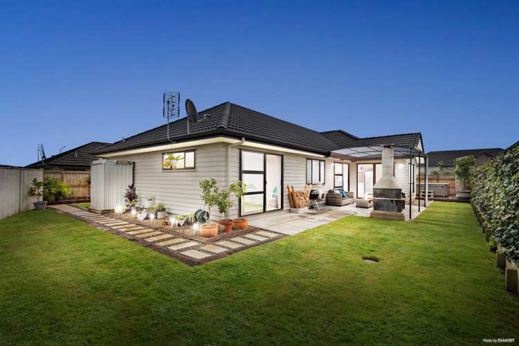 3 Andalusian Way Karaka_0