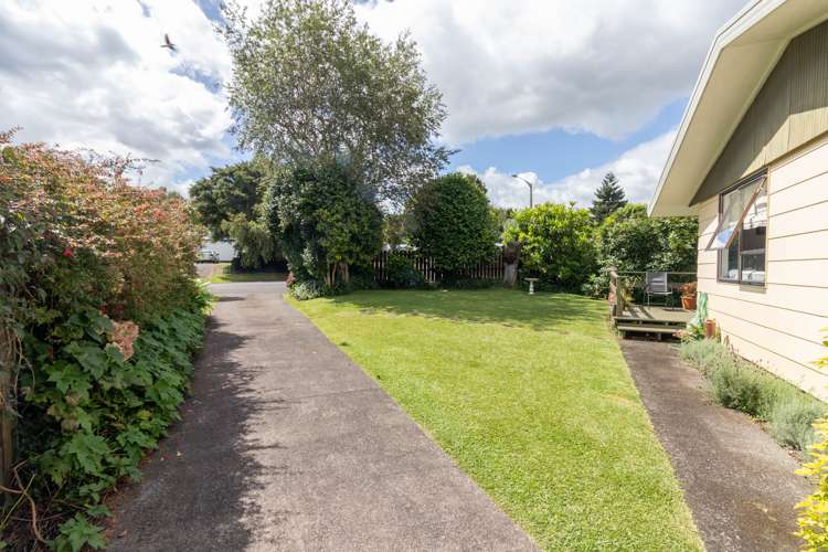 4 Sarjant Place Paeroa_16