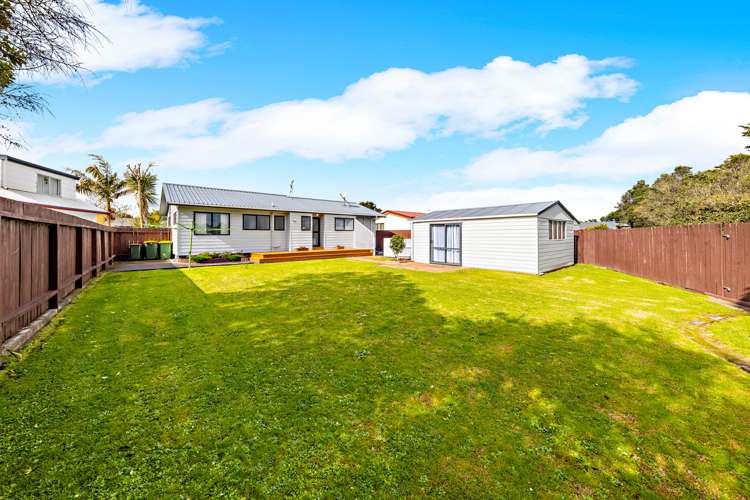 28 Seaward Place Wattle Downs_1