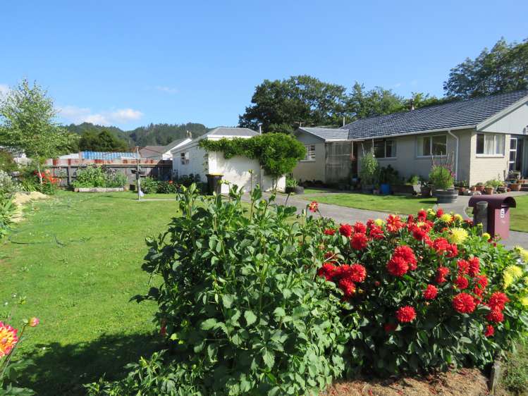 5 Brennan Street Reefton_16