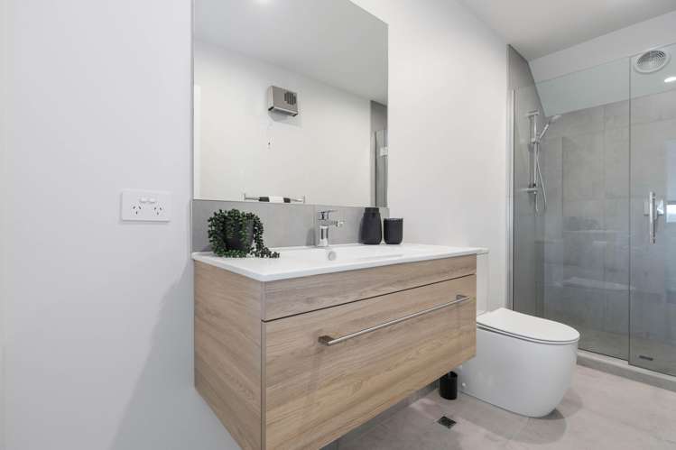1/142 Milton Street Somerfield_12
