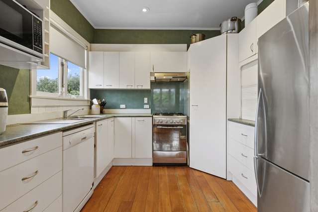 13 First Avenue Waihou_3