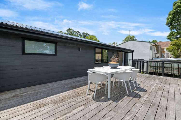 1/42 Glen Vista Place Bayview_21