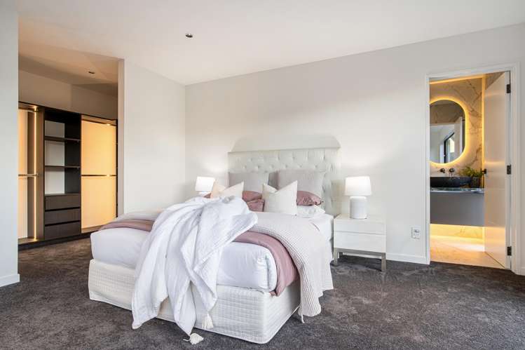 15 Humenga Place Long Bay_25