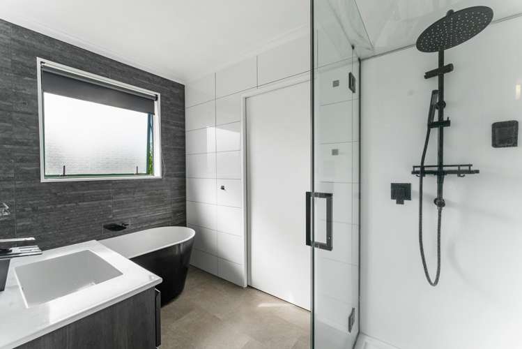 53 Athena Grove Papamoa_7