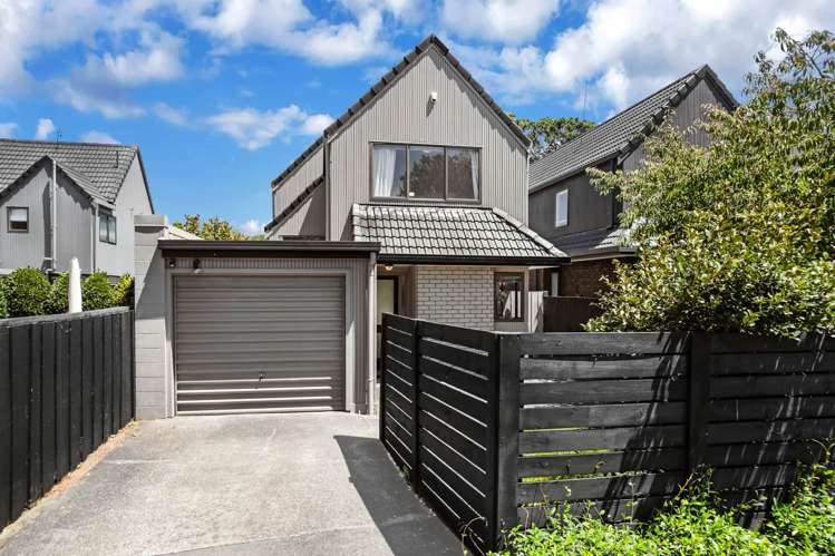 18 Springwood Place Mt Eden_24