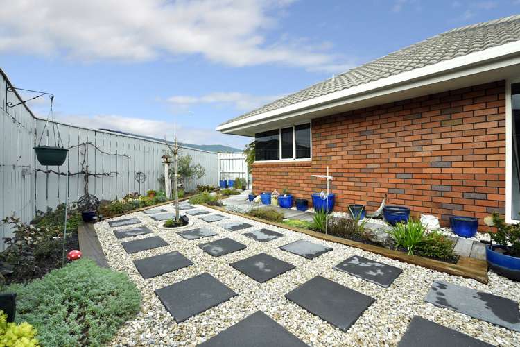 28 Coleridge Place Stoke_14